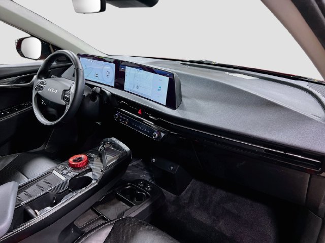 Certified 2023 Kia EV6 Wind w/ Wind Technology Package RWD image 29