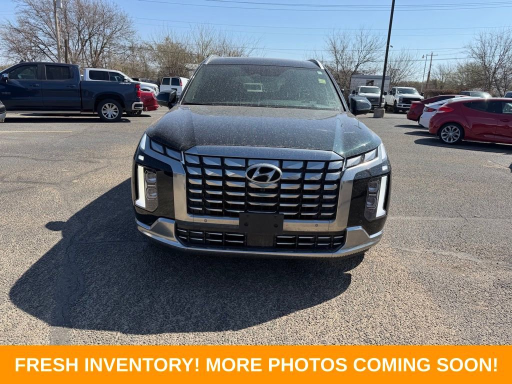 Used 2025 Hyundai Palisade Calligraphy image 2