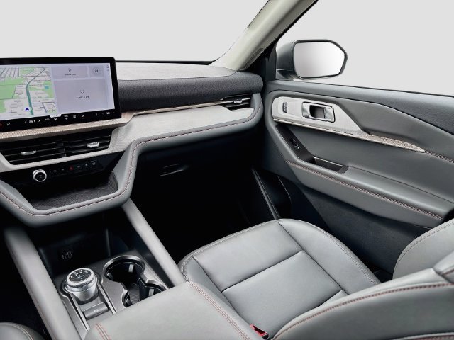 New 2026 Ford Explorer Active w/ Active Comfort Package RWD image 23