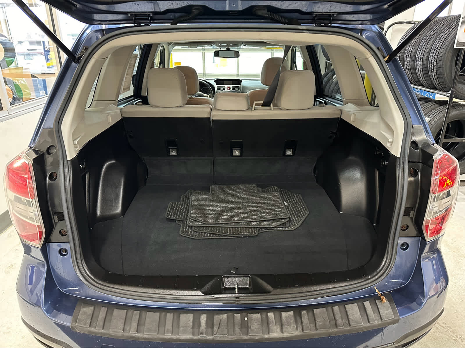 Used 2014 Subaru Forester 2.5i Premium w/ All-Weather Package image 33