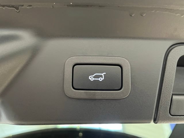 Used 2020 Land Rover Range Rover Velar S AWD/4WD image 30