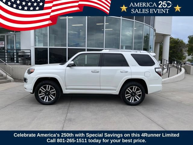 Used 2022 Toyota 4Runner Limited AWD/4WD image 2