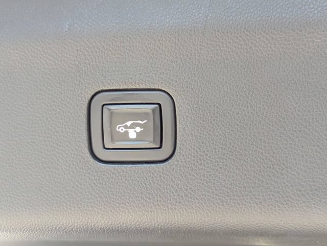 Used 2020 Buick Enclave Premium w/ Trailering Package, 5000 lbs. AWD/4WD image 33