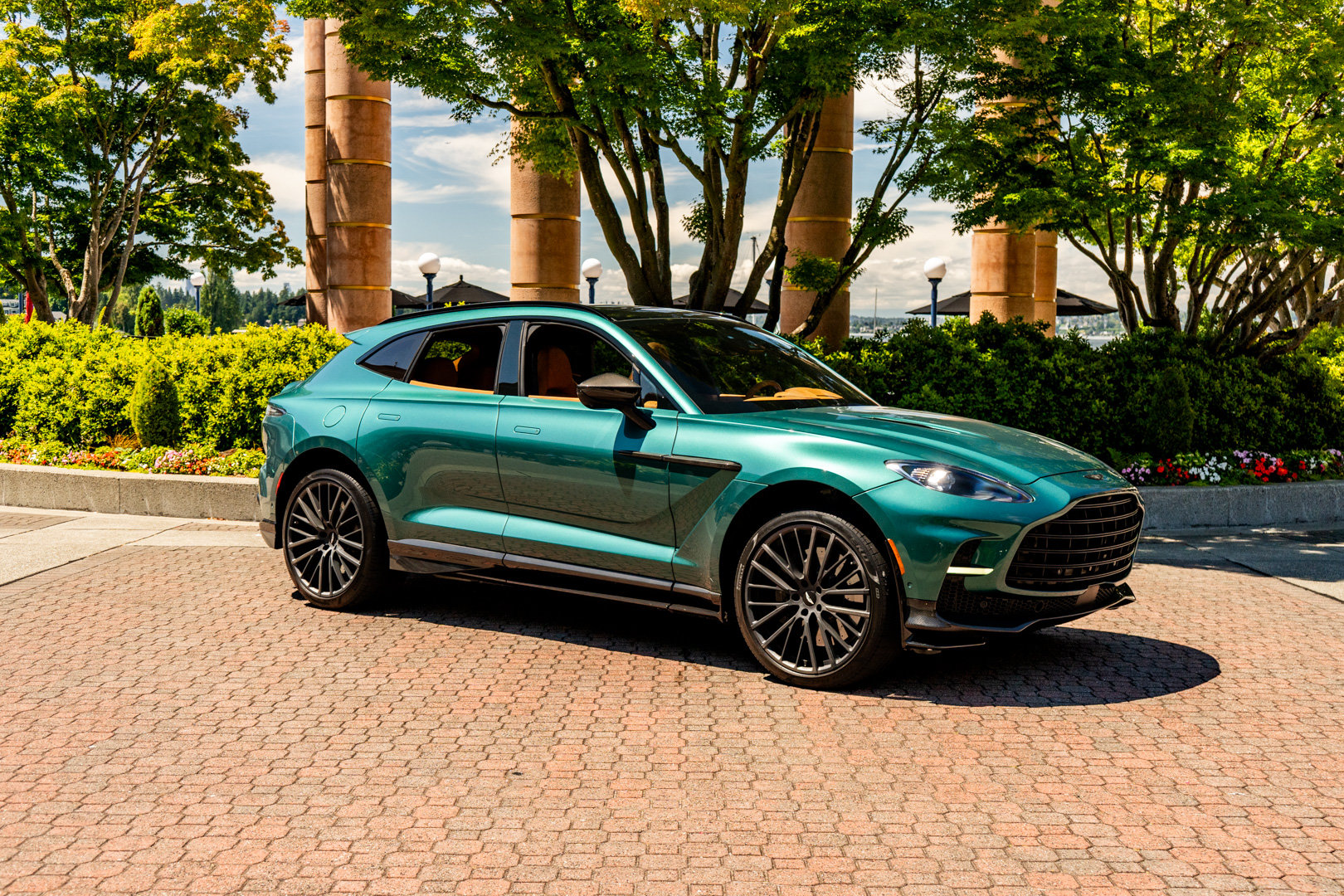 Used 2023 Aston Martin DBX 707 AWD/4WD image 43