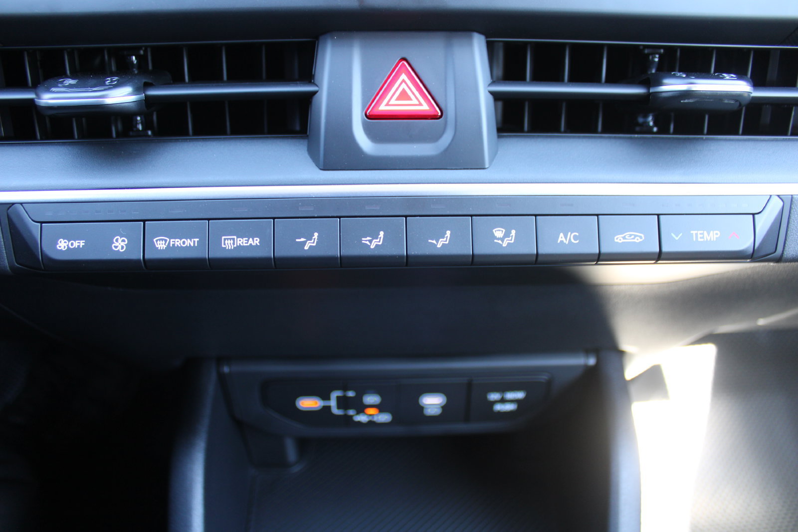 New 2026 Kia K4 FWD image 37