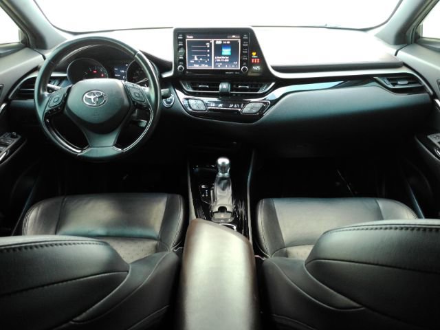 Used 2019 Toyota C-HR Limited image 3
