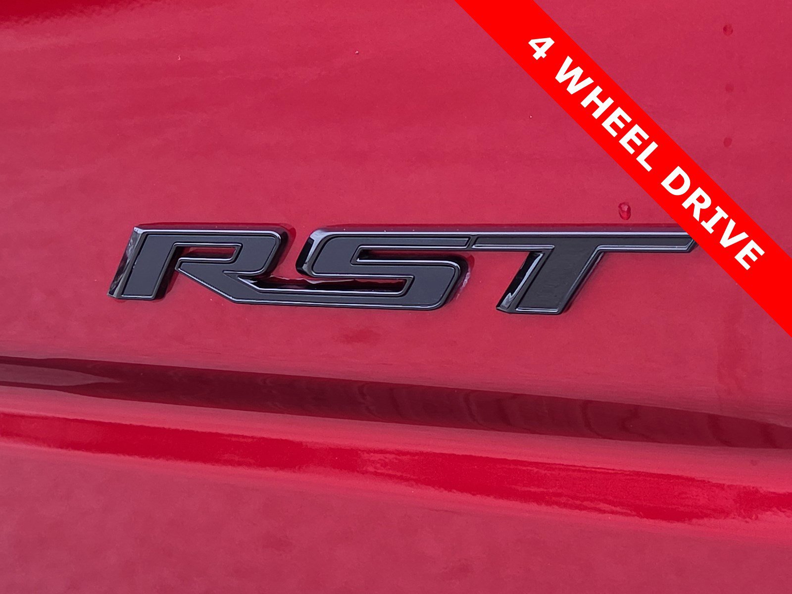 Used 2023 Chevrolet Silverado 1500 RST w/ LPO, Dark Essentials Package image 8