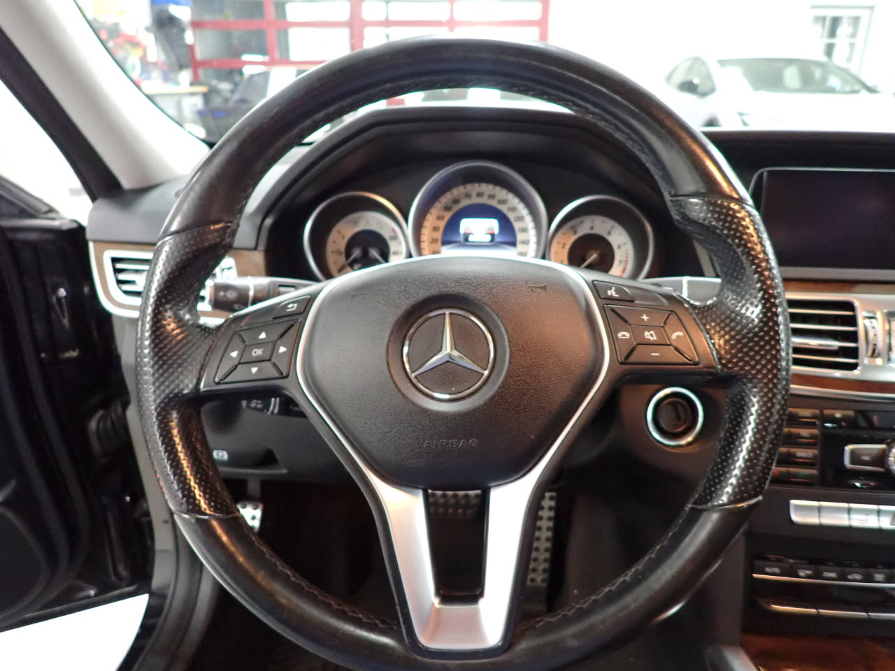 Used 2014 Mercedes-Benz E 350 4MATIC Wagon w/ Premium 1 Package image 15