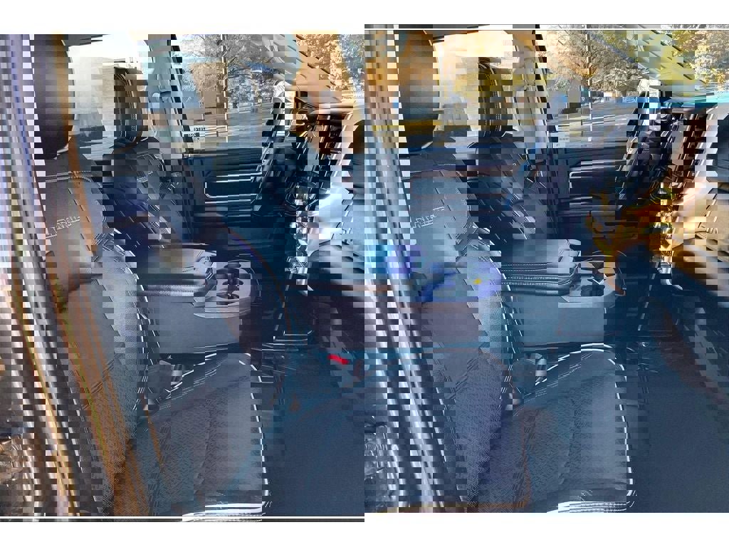 Used 2022 RAM 2500 Laramie image 8