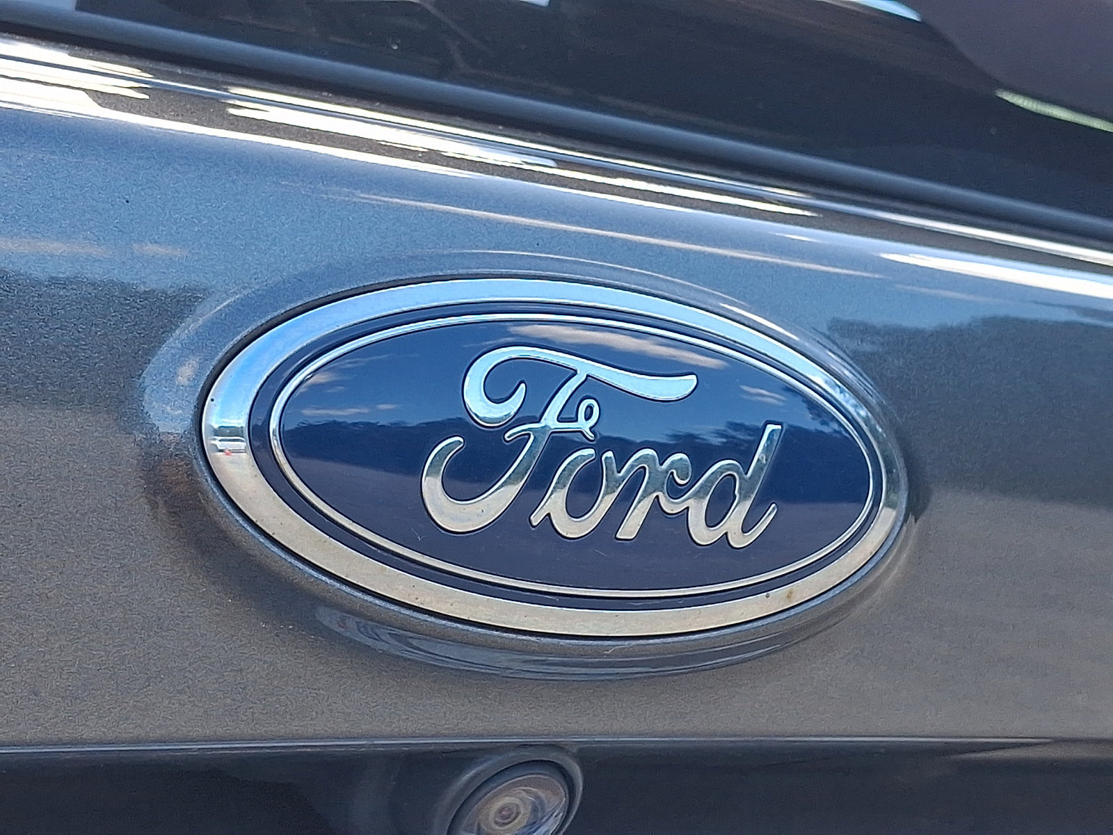 Used 2017 Ford Escape S FWD image 31