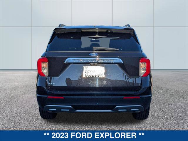 Certified 2023 Ford Explorer XLT w/ Equipment Group 202A image 4
