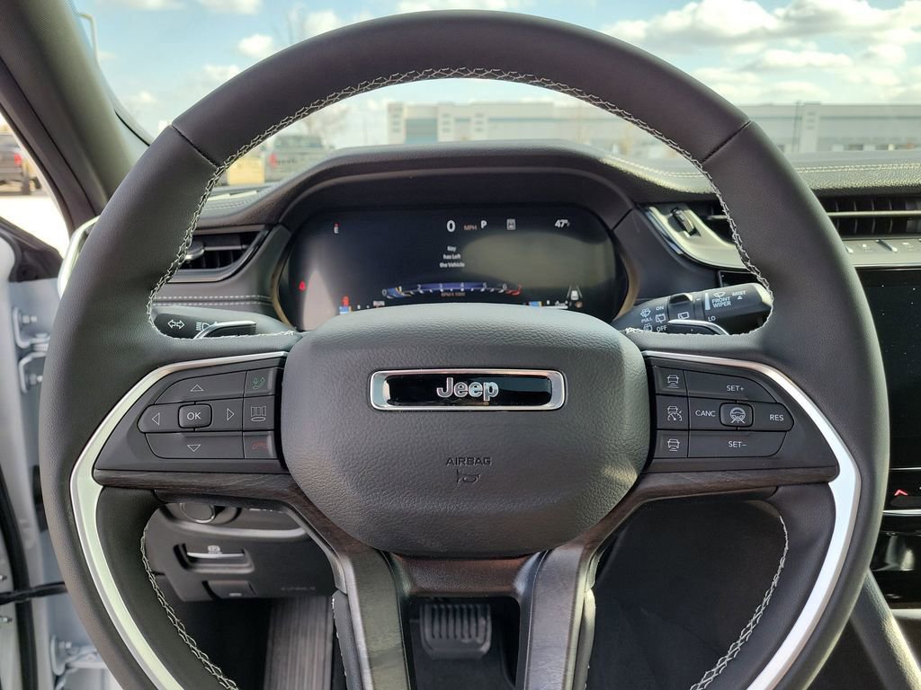 New 2026 Jeep Grand Cherokee Altitude image 26