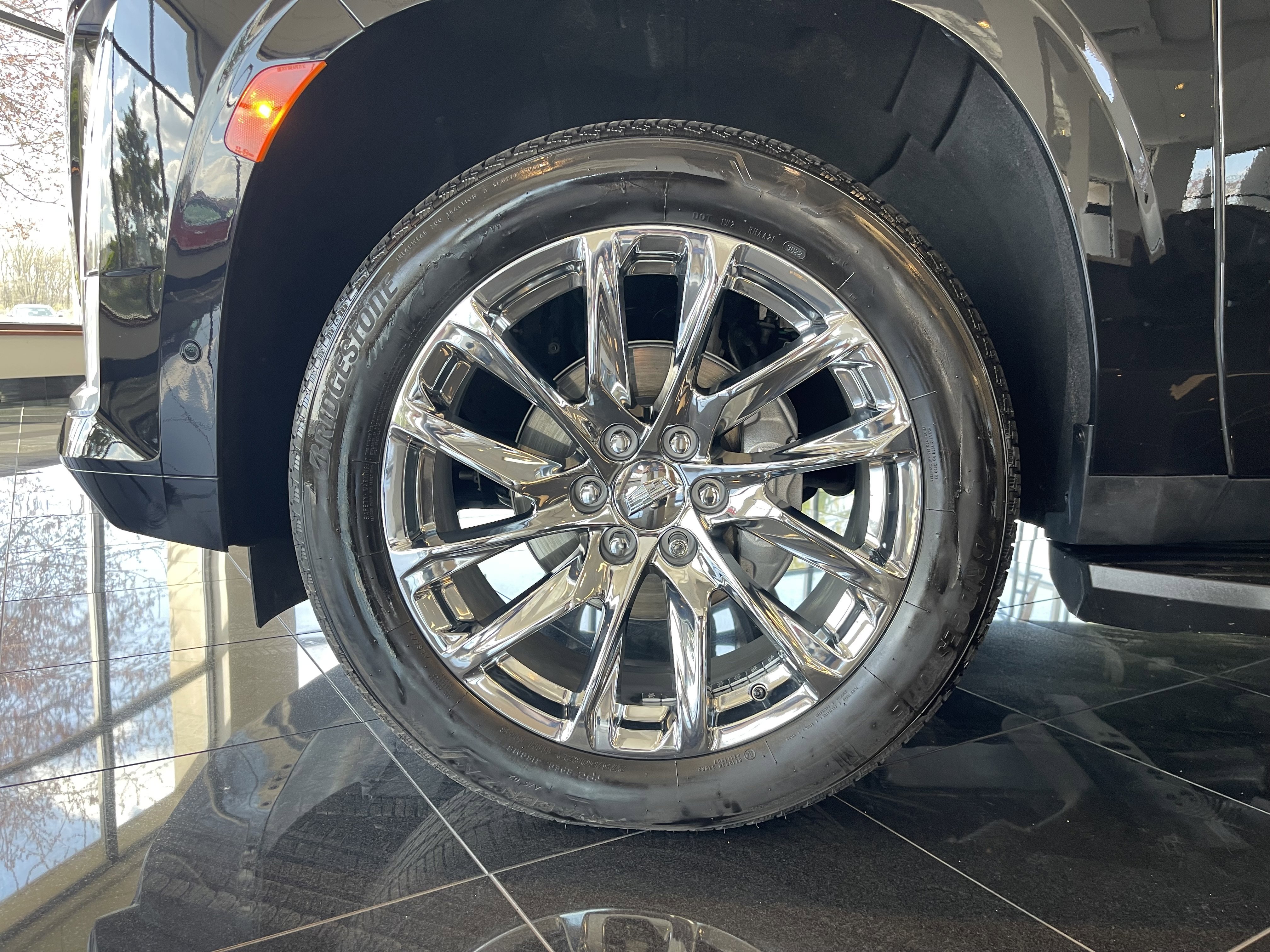 Certified 2023 Cadillac Escalade ESV Premium Luxury w/ LPO, Radiant Package image 2