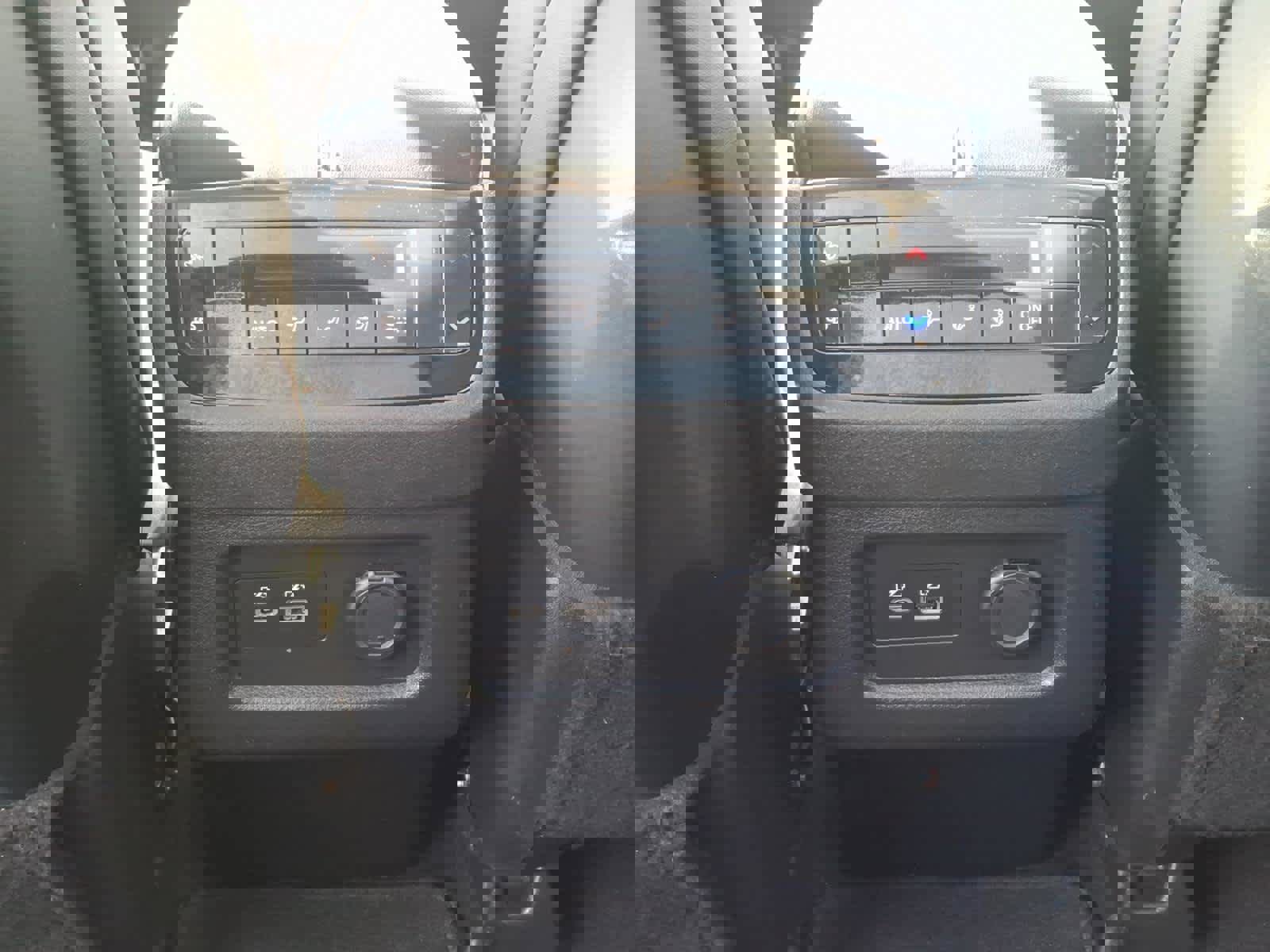 Certified 2023 INFINITI QX60 Luxe w/ Performance Audio Package image 13