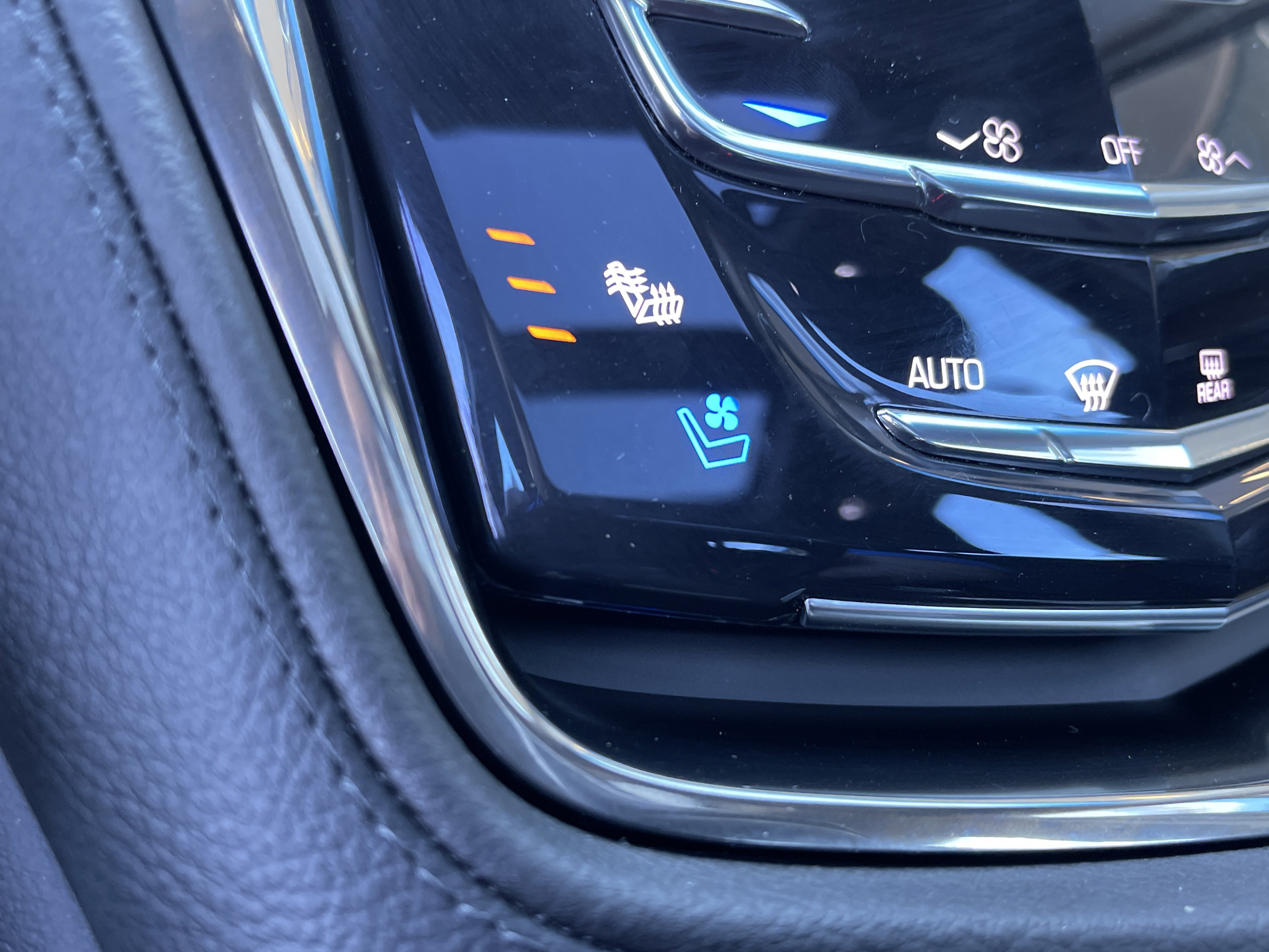 Used 2019 Cadillac CTS Luxury image 35