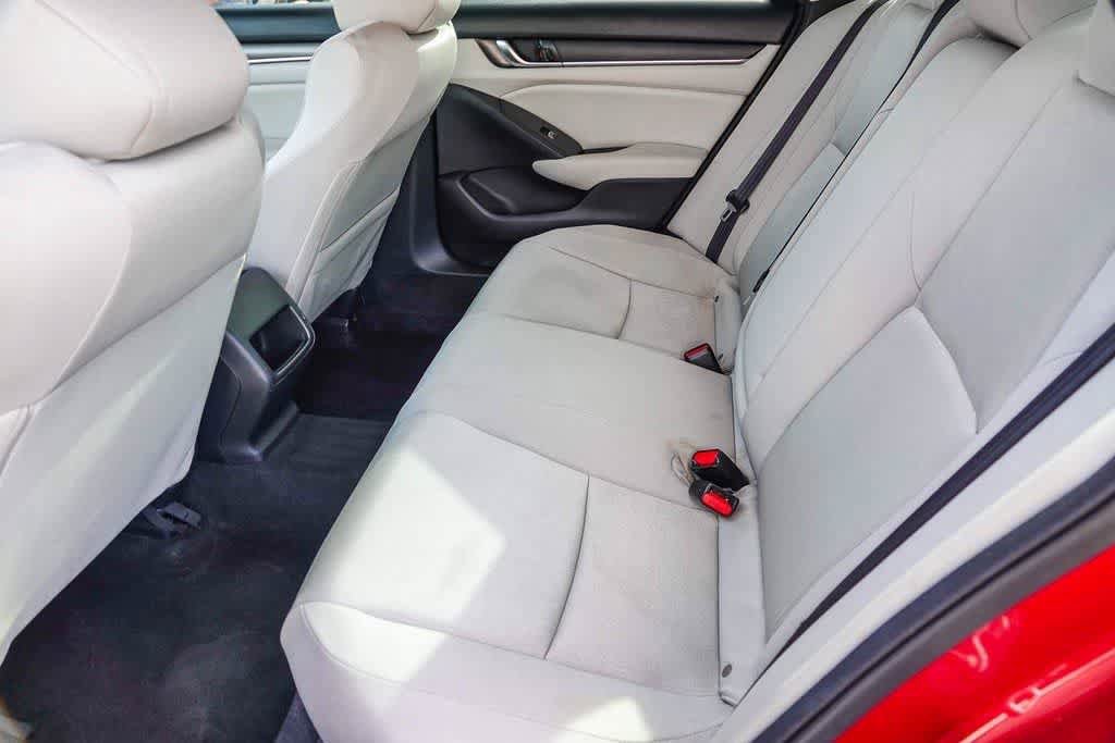 Used 2018 Honda Accord LX image 17