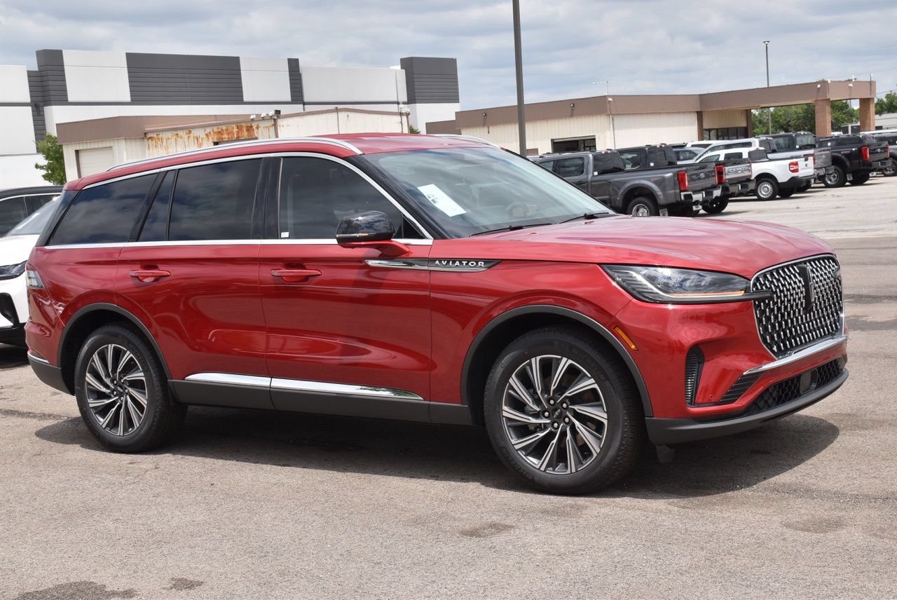 New 2026 Lincoln Aviator AWD image 4