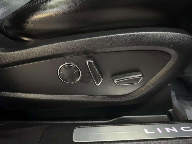 Used 2019 Lincoln MKC Select w/ Select Plus Package image 56