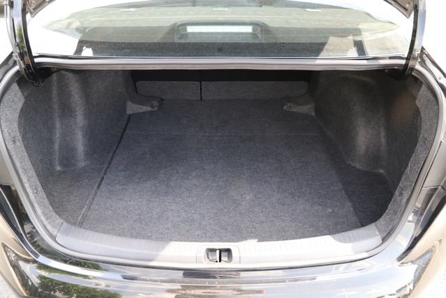 Used 2025 Toyota Corolla LE FWD image 8