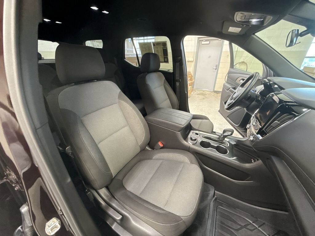 Certified 2023 Chevrolet Traverse LT image 37