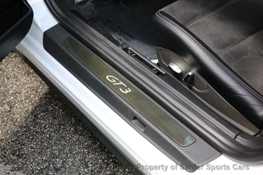 Used 2015 Porsche 911 GT3 RWD image 29