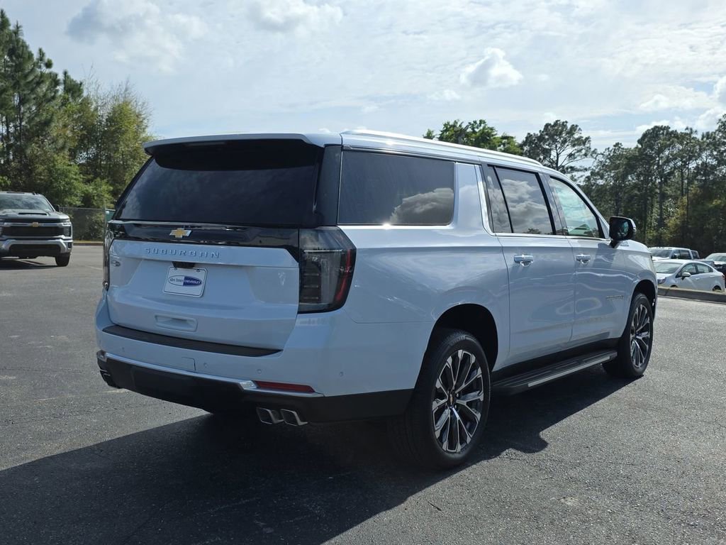 New 2026 Chevrolet Suburban High Country RWD image 4