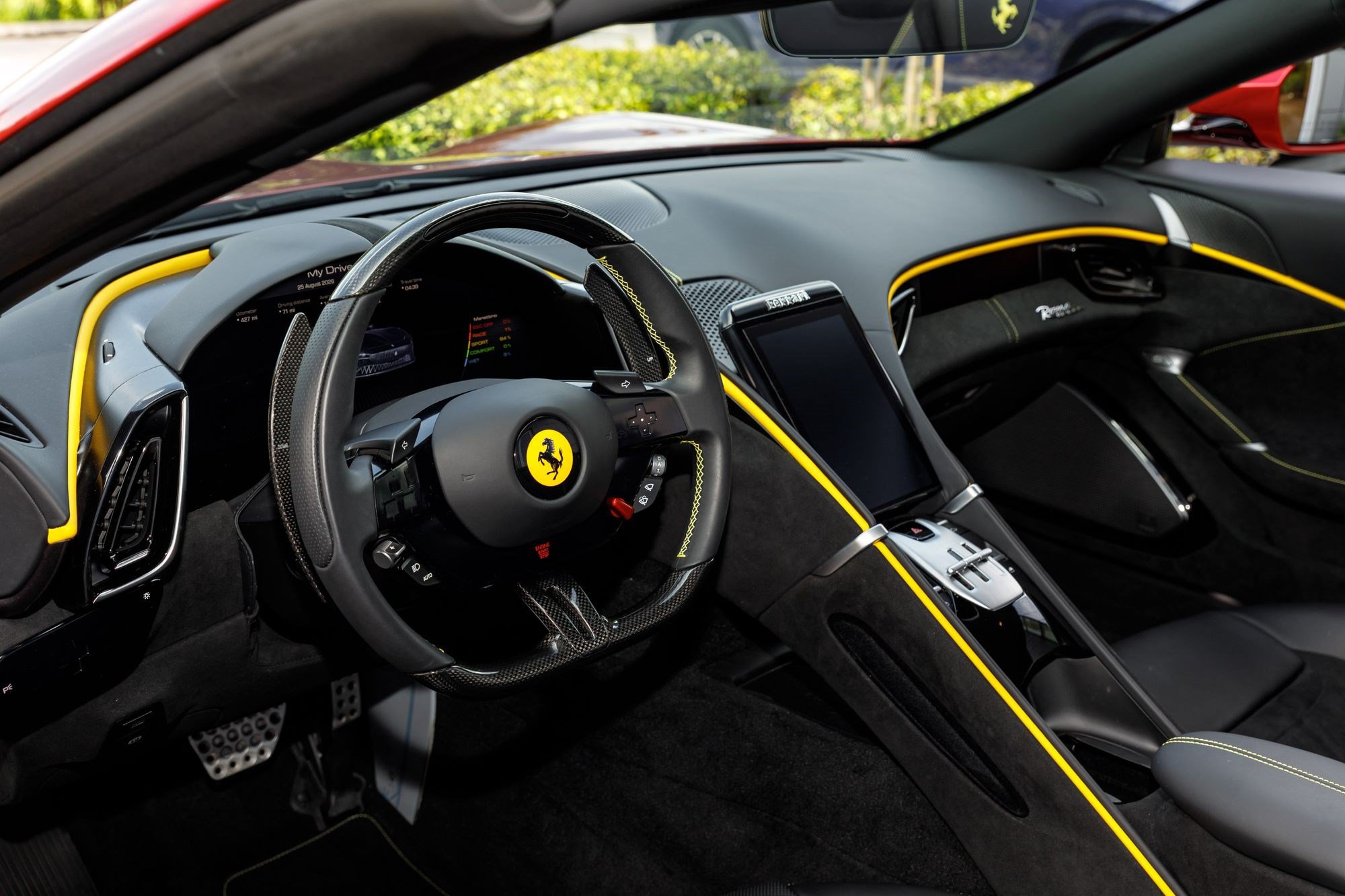 Used 2025 Ferrari Roma Spider RWD image 29