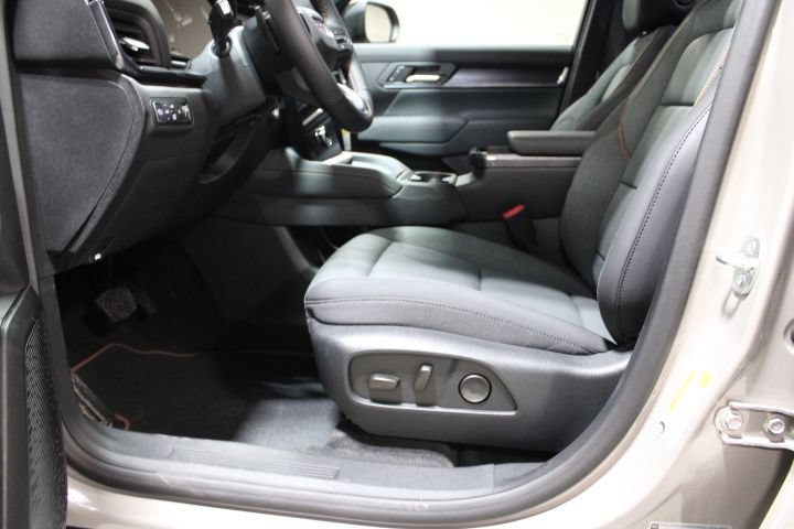 New 2026 GMC Terrain AT4 AWD/4WD image 19