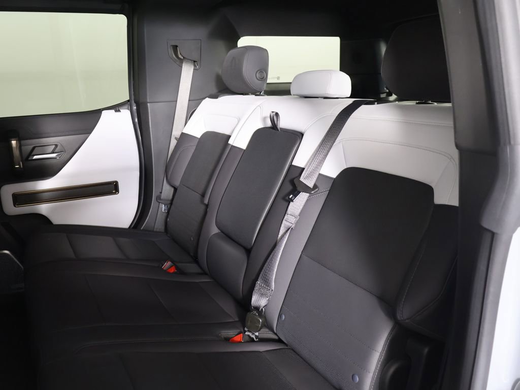 Used 2024 GMC Hummer EV 3X w/ LPO, Illumination Package image 32