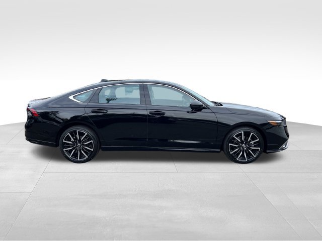 New 2026 Honda Accord Touring image 9