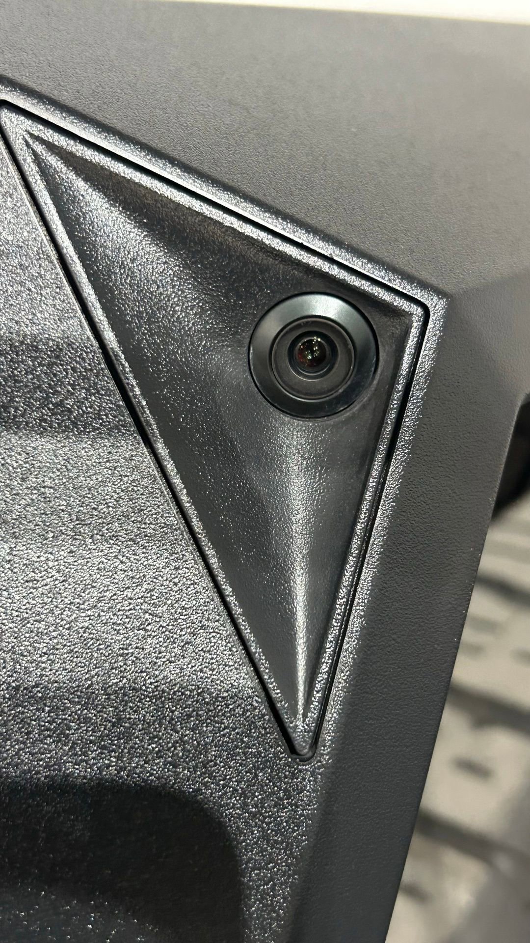 Used 2024 Tesla Cybertruck AWD Crew Cab image 12