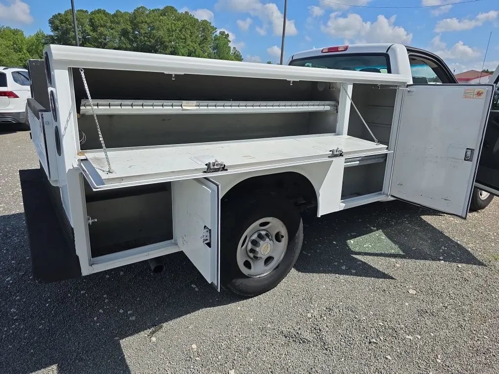 Used 2003 Chevrolet Silverado 2500 2WD Regular Cab image 20