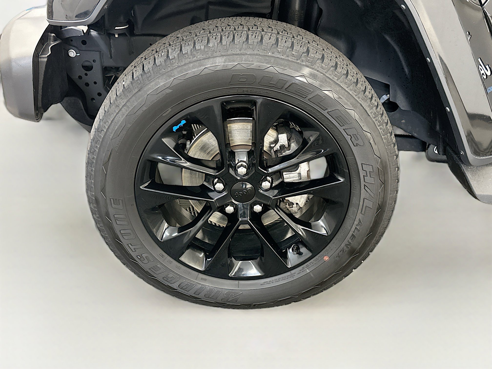 Used 2023 Jeep Wrangler Sahara image 11