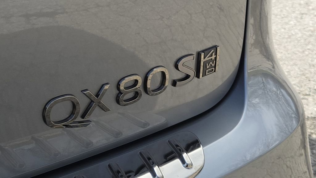 New 2026 INFINITI QX80 4WD w/ Sport Exterior Package image 7