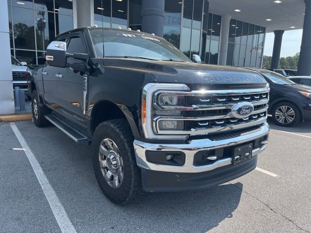 Used 2023 Ford F250 Lariat w/ Chrome Package image 3
