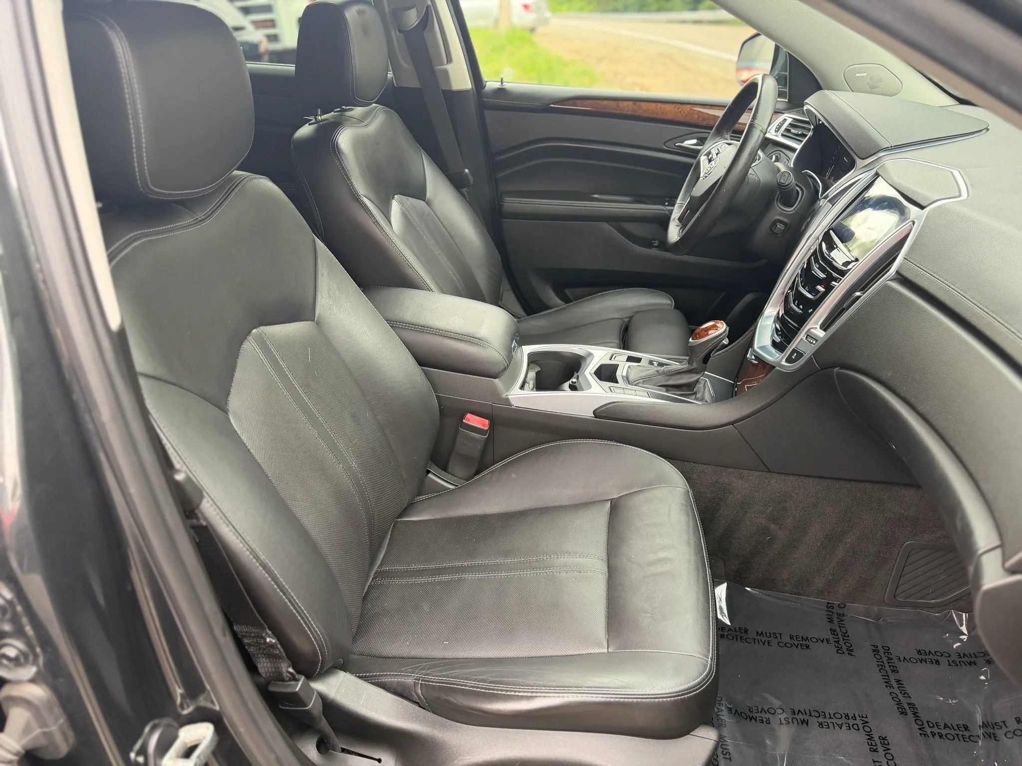 Used 2015 Cadillac SRX Luxury w/ Driver Awareness Package FWD image 21