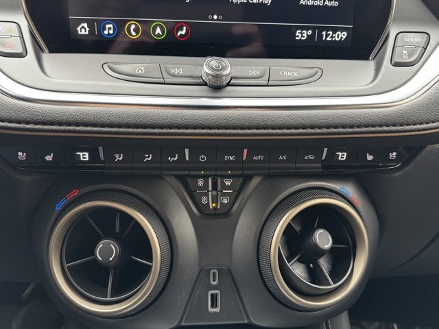 Used 2025 Chevrolet Blazer Premier w/ Driver Confidence II Package image 10