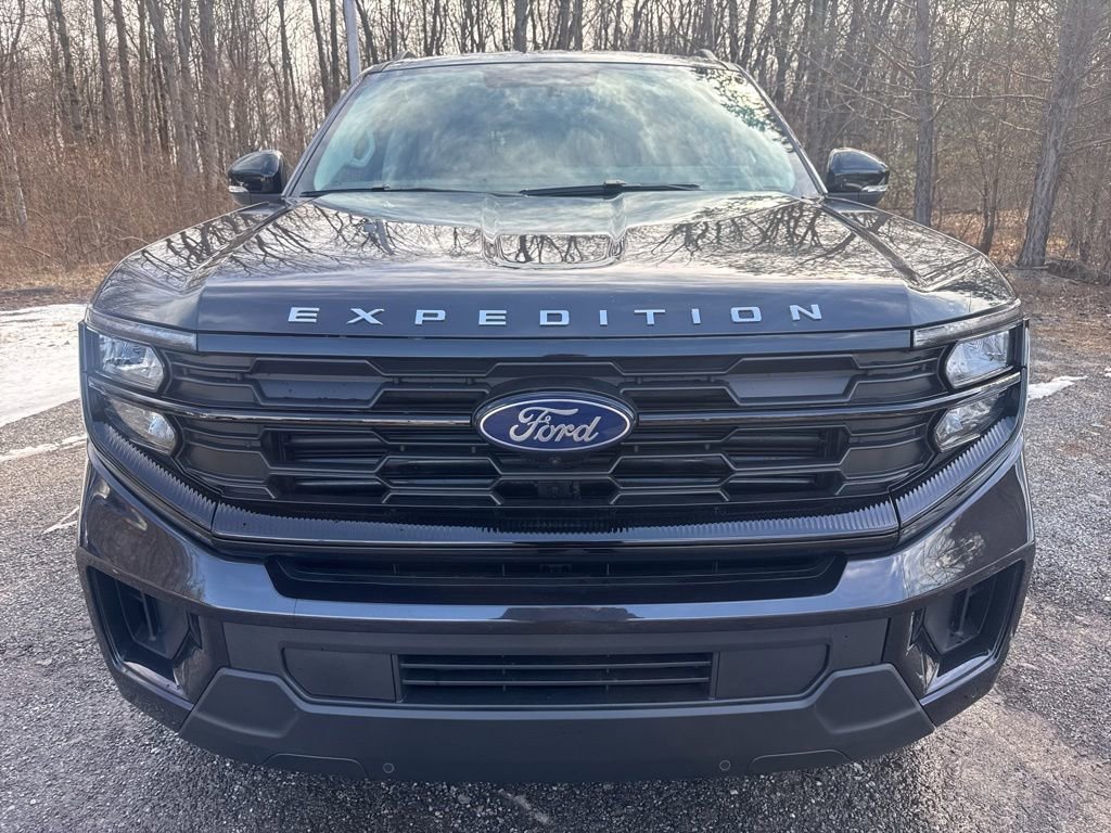 New 2026 Ford Expedition Active AWD/4WD image 2