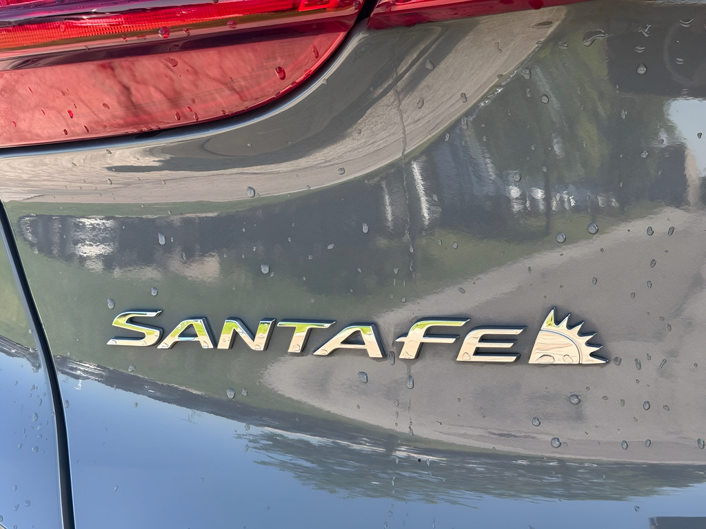 Certified 2023 Hyundai Santa Fe SEL AWD/4WD image 9