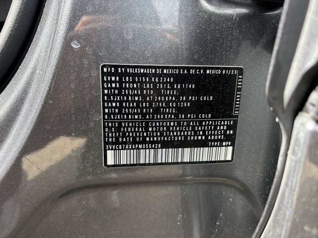 Used 2023 Volkswagen Tiguan SE R-Line FWD image 18