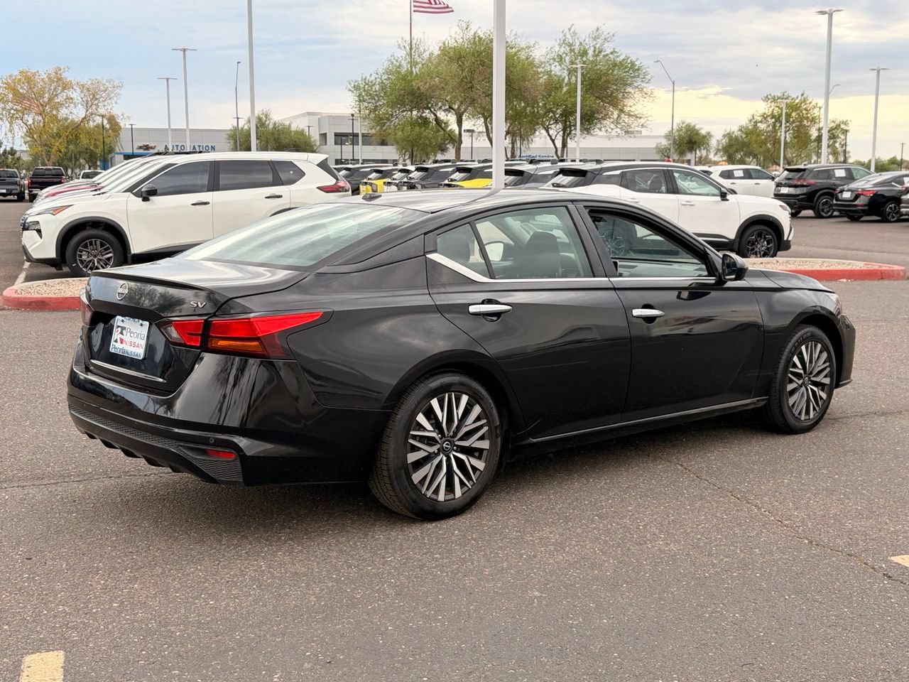 Certified 2023 Nissan Altima 2.5 SV FWD image 7