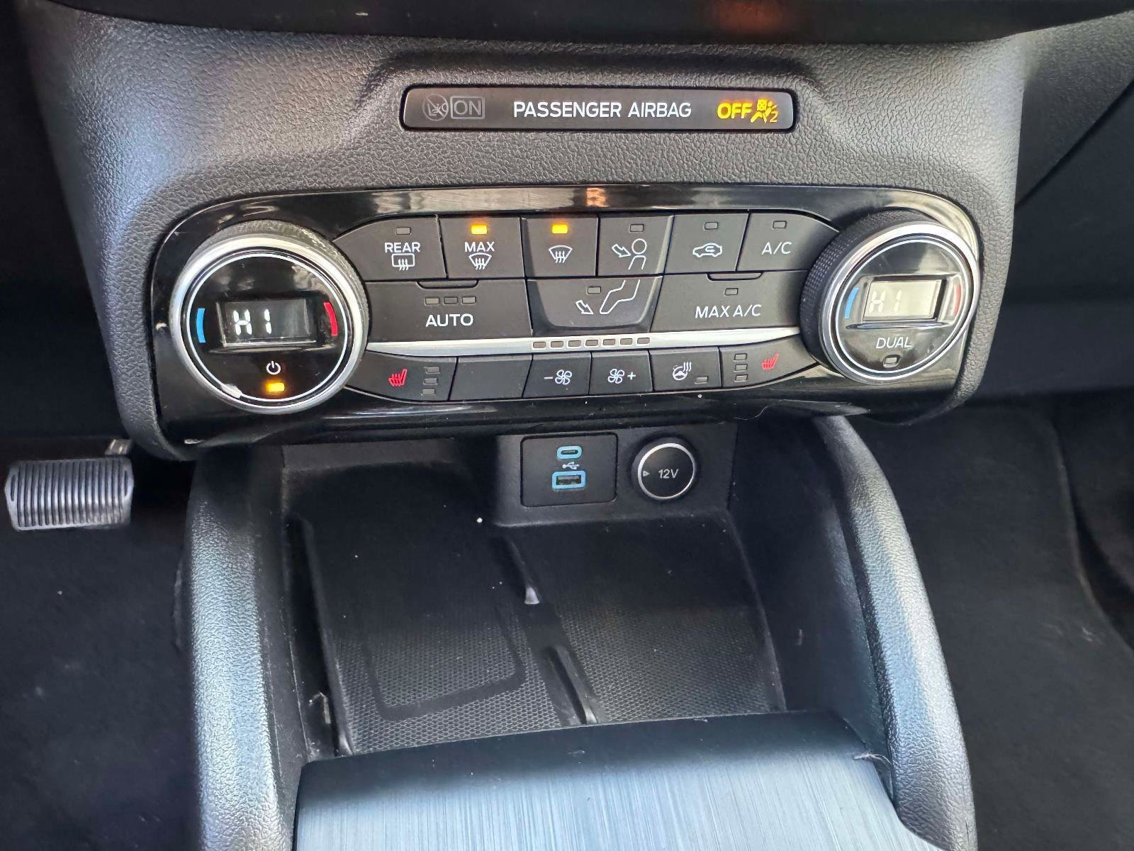 Used 2021 Ford Escape SEL w/ Technology Package AWD/4WD image 22