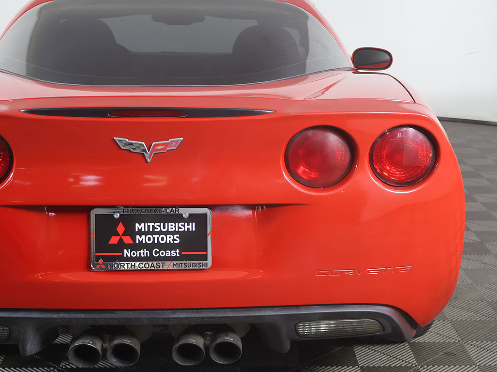 Used 2006 Chevrolet Corvette Coupe w/ Preferred Equipment Group RWD image 12