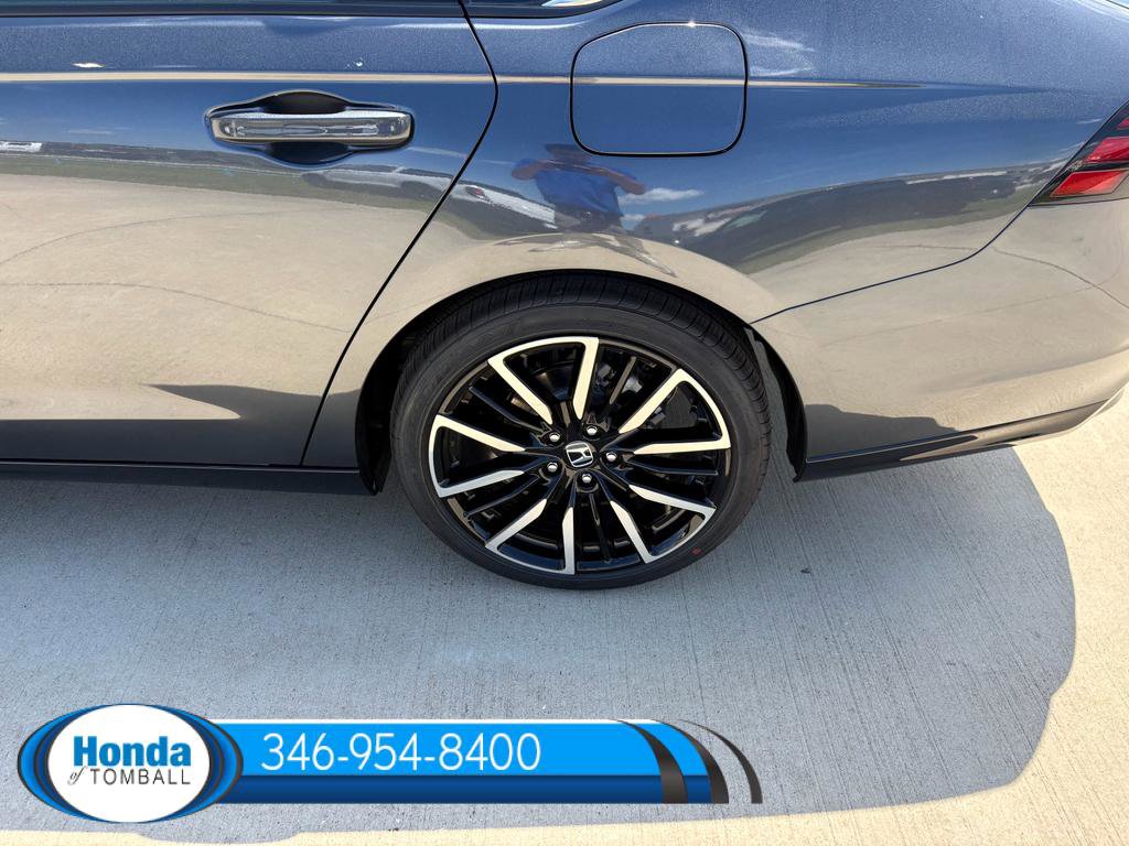 New 2026 Honda Accord Hybrid Touring image 18