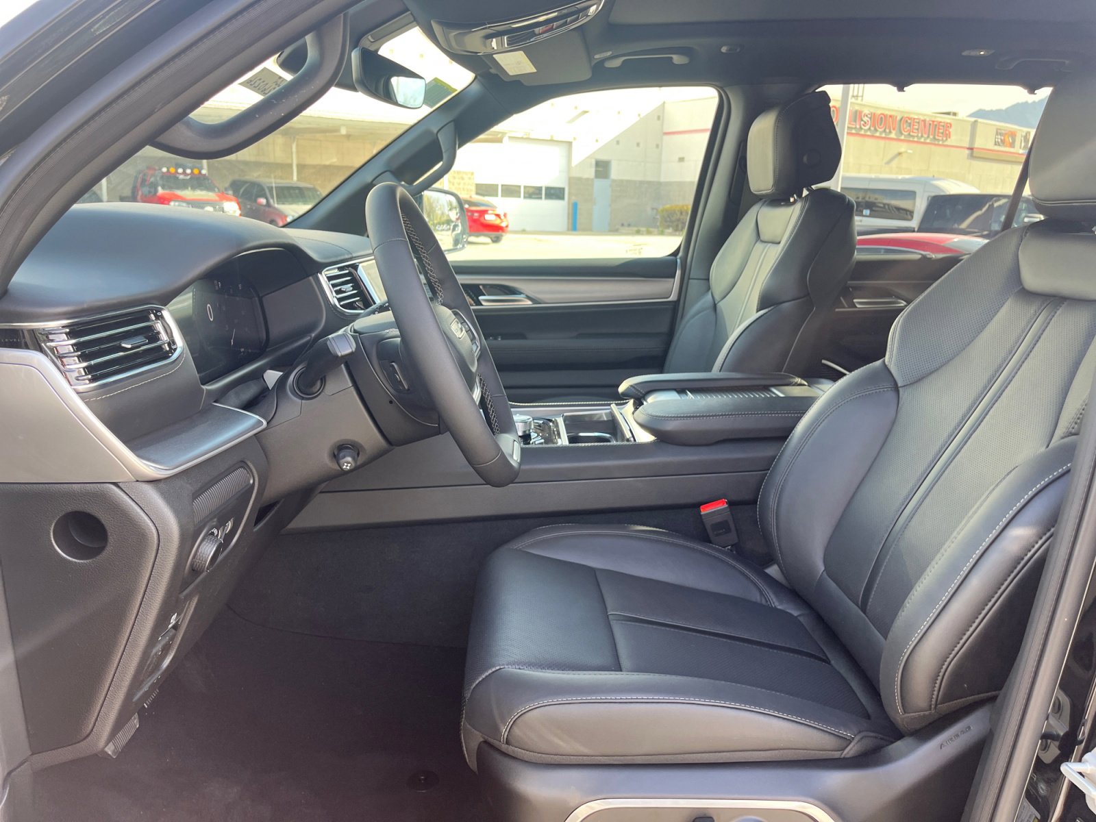 New 2026 Jeep Grand Wagoneer Limited image 12