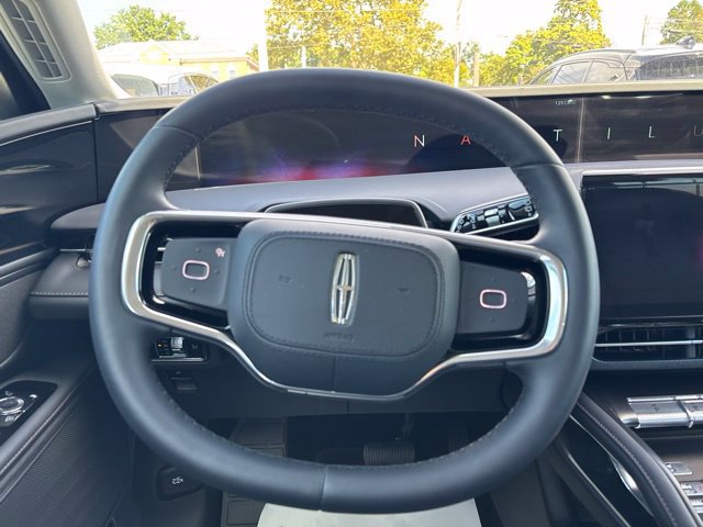 New 2026 Lincoln Nautilus Premier AWD/4WD image 15