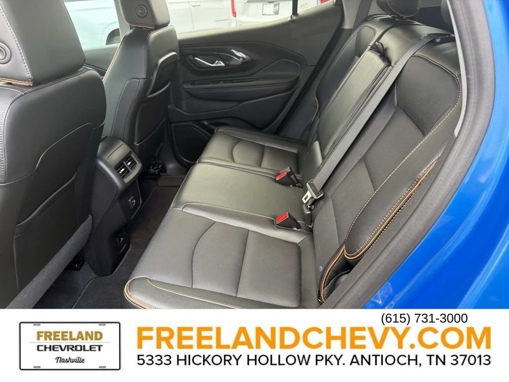 Used 2024 GMC Terrain AT4 AWD/4WD image 16