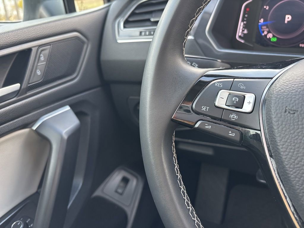 Used 2021 Volkswagen Tiguan SEL image 19