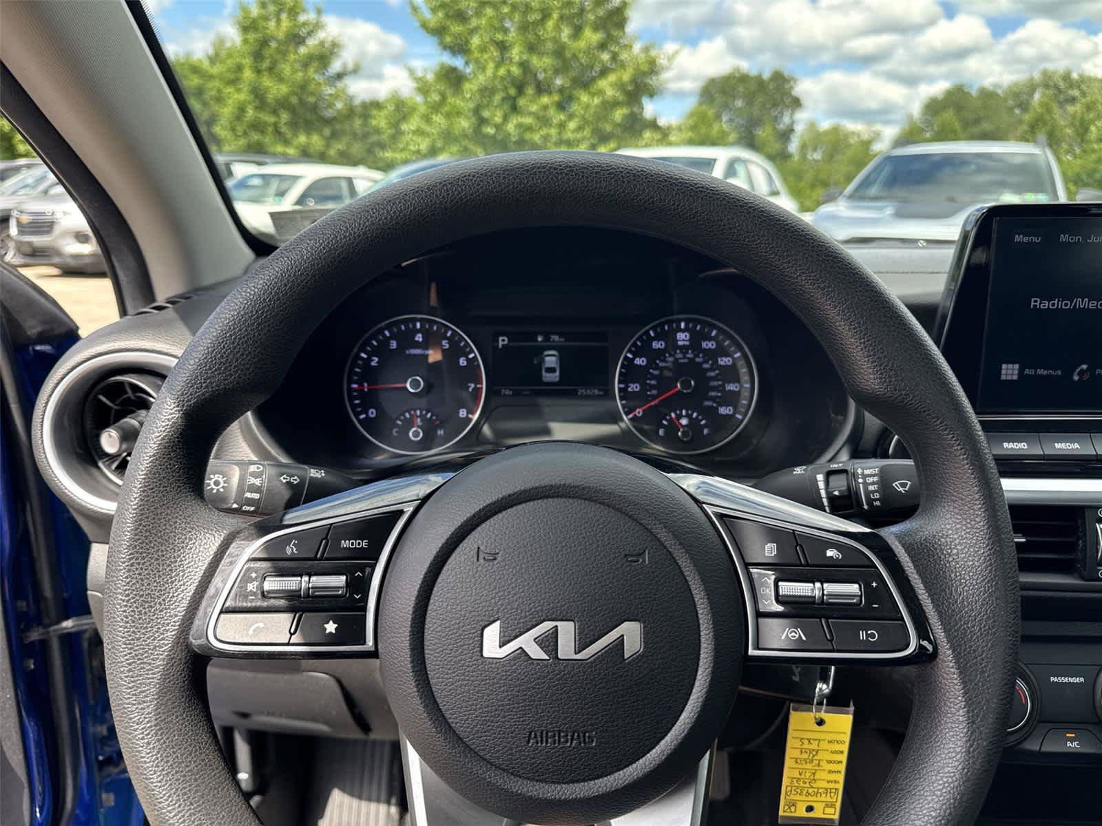 Used 2023 Kia Forte LXS w/ LXS Technology Package FWD image 16