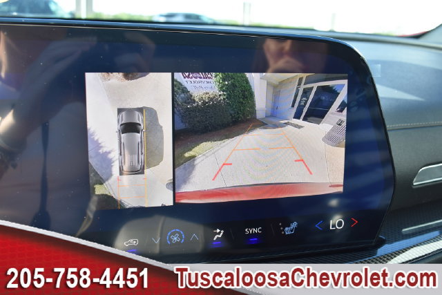 New 2027 Chevrolet Traverse Z71 w/ Driver Confidence Package AWD/4WD image 31